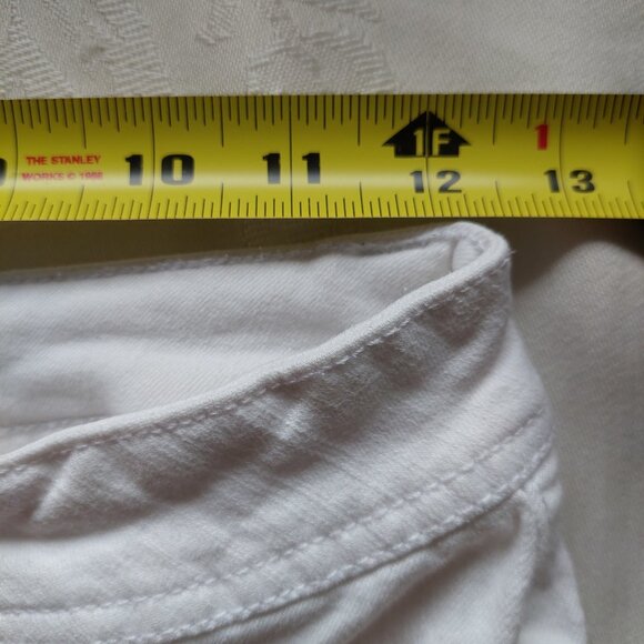 Liquid X White Denim Utility Shorts - Frayed Hem Mid Rise Size 6 - Picture 5 of 7